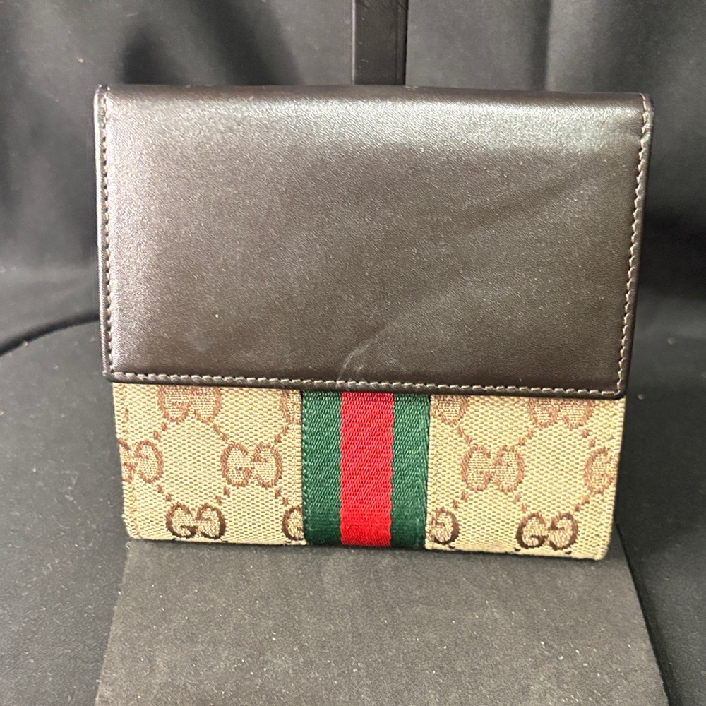 Gucci Dark Brown and Beige Wallet with Signature Stripe
